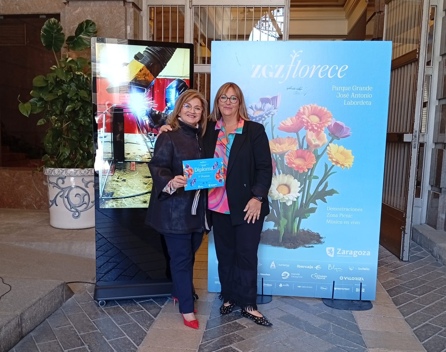 Escaparate participante en Zaragoza Florece