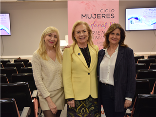 María Jesús Lorente abrió la IV edición del ciclo “Mujeres Creadoras” en la Casa de la Mujer
