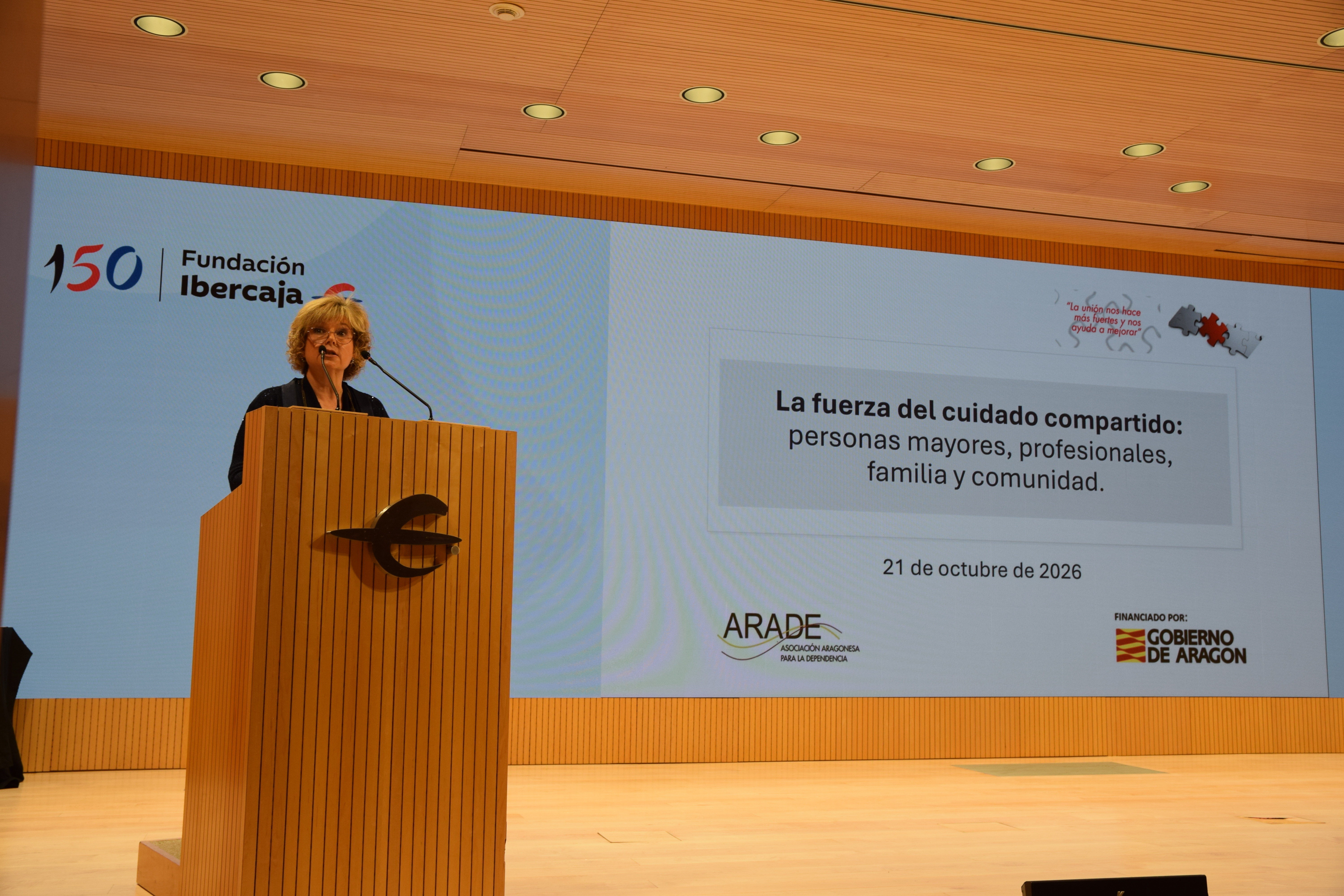 Representantes institucionales presentes en el encuentro