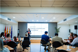 FECOM Conecta impulsa la creación de redes entre comercios, asociaciones e instituciones en la Semana de la Pyme